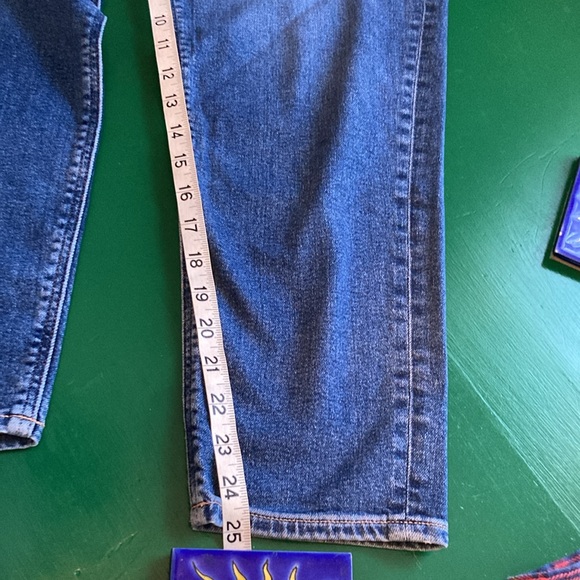 American Eagle jeans size 00 US short. - Picture 4 of 9